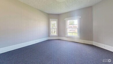 Building Photo - 1072 Wooster Rd W