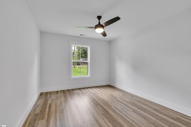 Foto del edificio - 4018 Old Williamston Rd