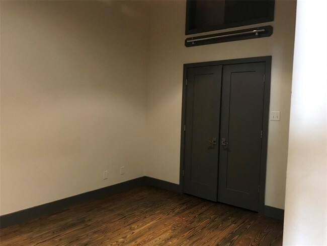 Foto del edificio - 2400 Mechanic St