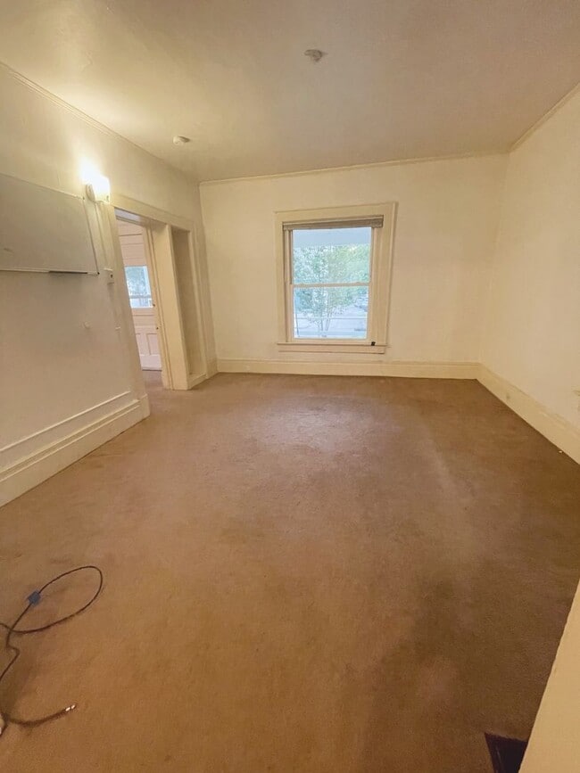 Building Photo - 1220 Prospect St