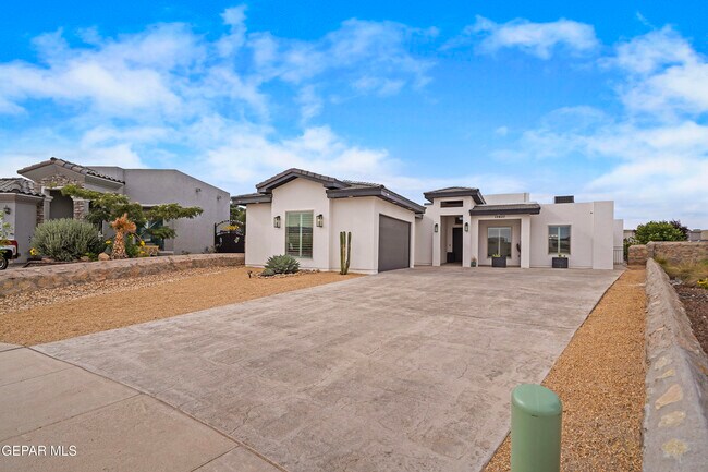 Foto del edificio - 13637 Chepstow Ct