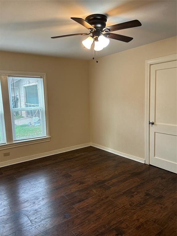 Building Photo - 424 McCollum Dr