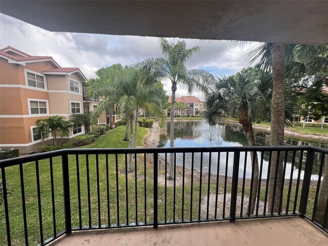 Foto del edificio - 8977 Wiles Rd