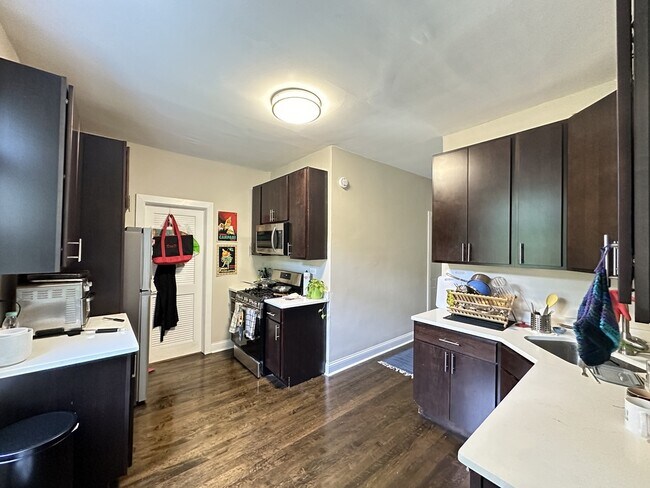Foto del edificio - 3602 W Grace St