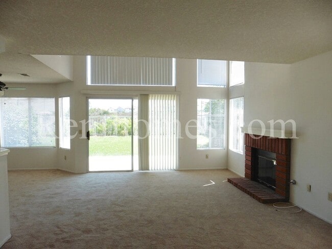 Building Photo - 10669 Glendover Ln