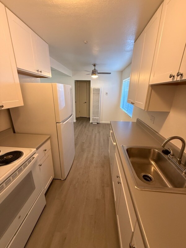 Foto del edificio - 445 S E St