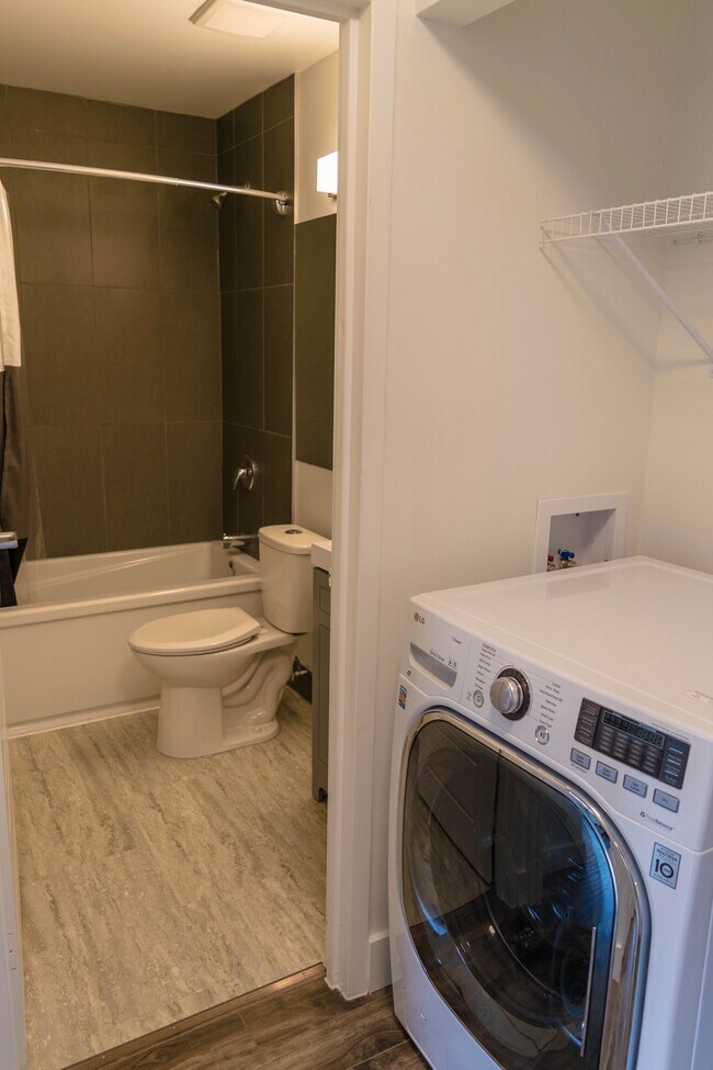 Photo du bâtiment - The Avalon Suites