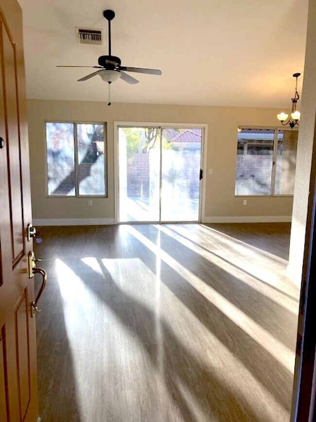 Foto del edificio - Sun City Summerlin Rental