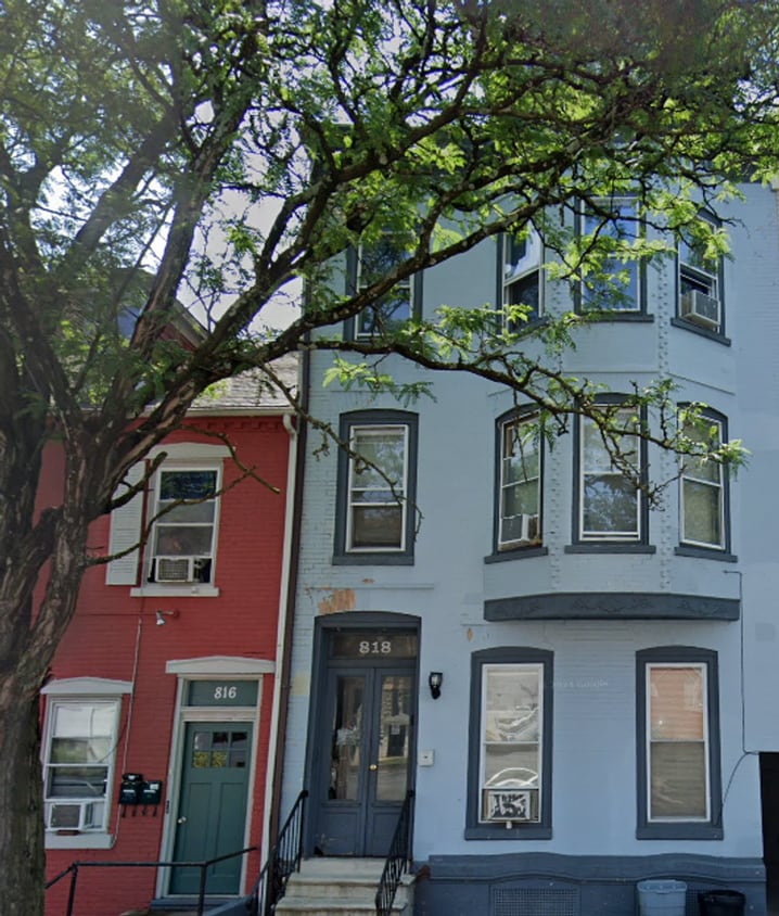 Primary Photo - 818 Walnut St