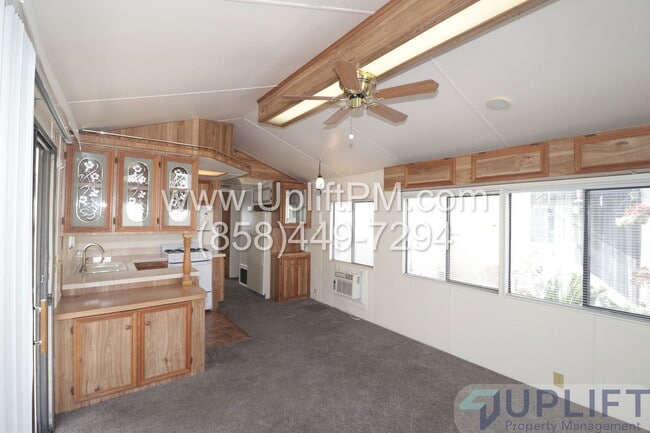 Building Photo - 2030 Black Canyon Rd