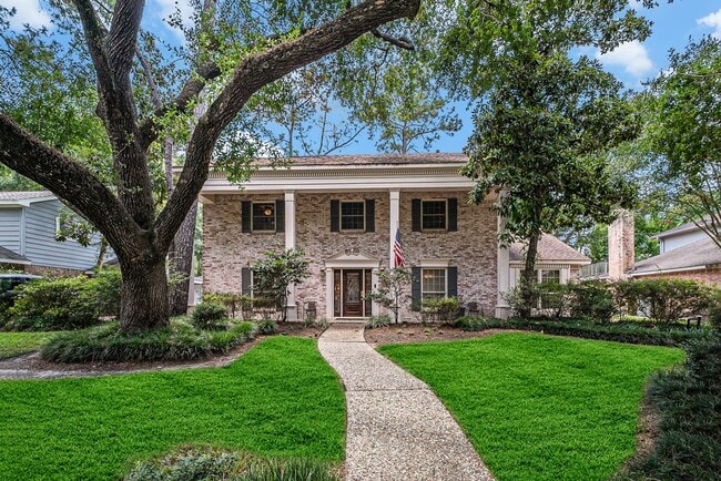 Building Photo - 743 Bison Dr