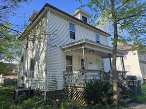 Building Photo - 1720 Franklin St