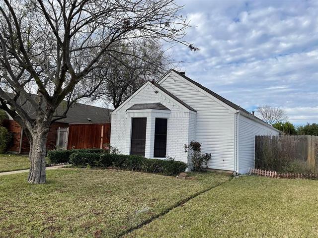 Building Photo - 936 Sugarberry Dr