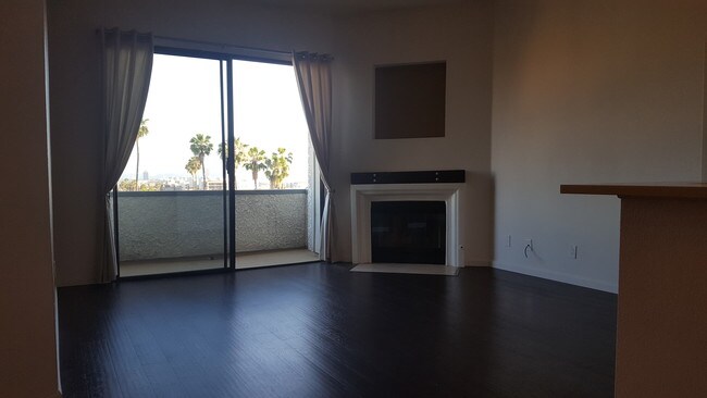 Foto del edificio - 7020 Lanewood Ave