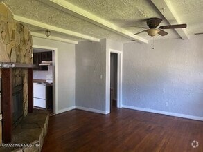 Building Photo - 5422 Tyler Ave