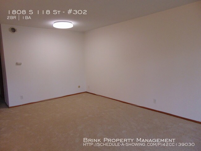 Building Photo - 1808 S 118th St