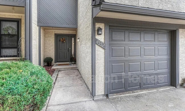 Building Photo - 4552 Castlepoint Dr