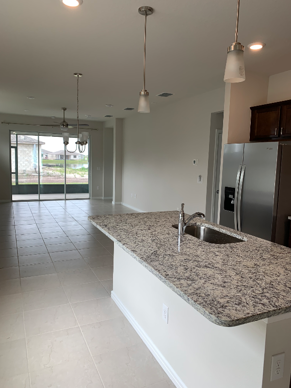 Foto del edificio - 8610 Backshore Ln