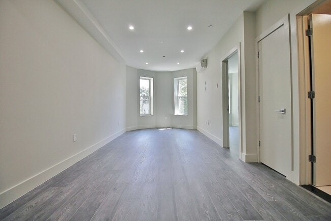 Foto del edificio - NEW 1 Bed in Prospect Park South!