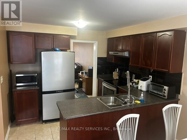 Building Photo - 3086 Stornoway Cir