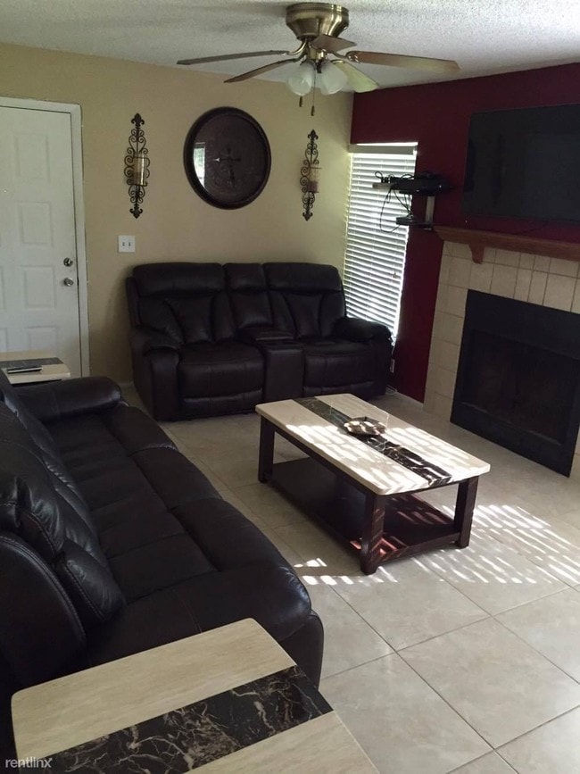 Building Photo - 2969 Bonaventure Cir