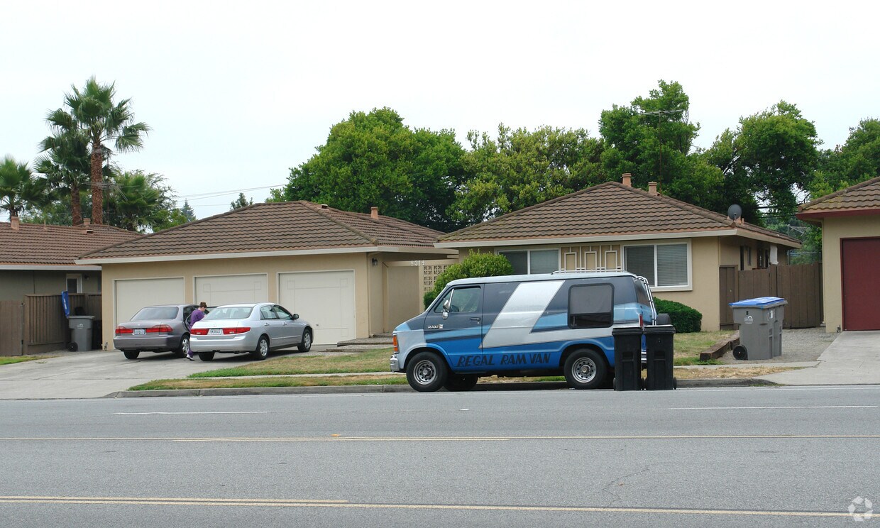 Foto del edificio - 4314 Hamilton Ave