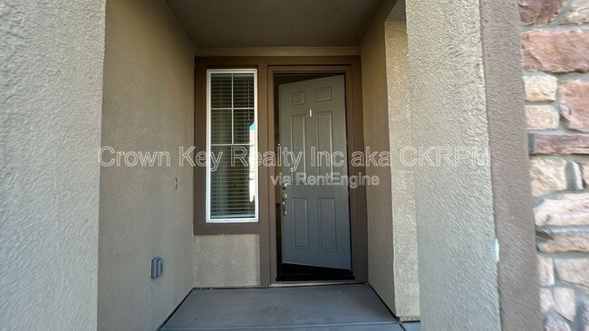 Building Photo - 448 Albertina Ave