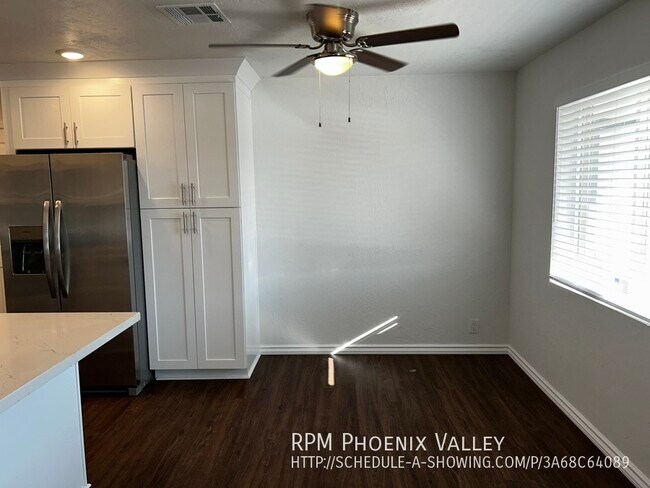 Building Photo - Recently updated 2/2 Mesa Home, 55+ Community