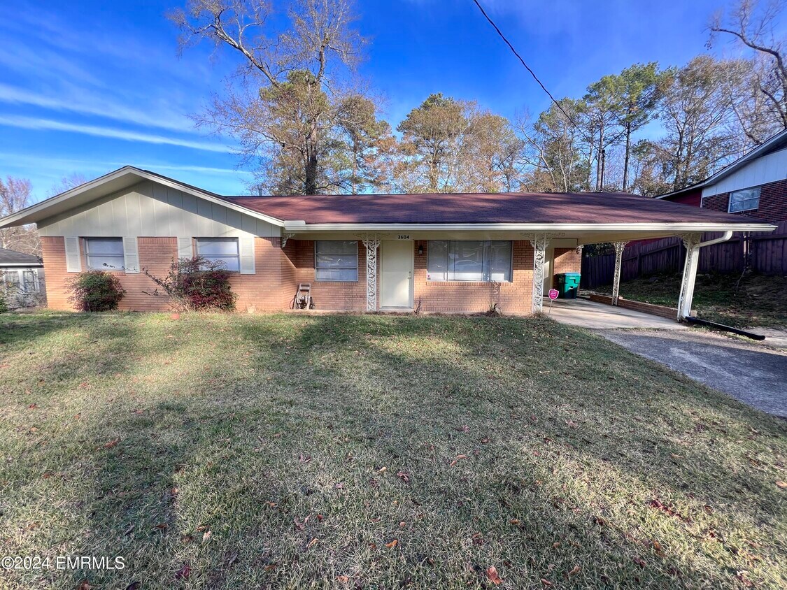 Primary Photo - 3604 26th St