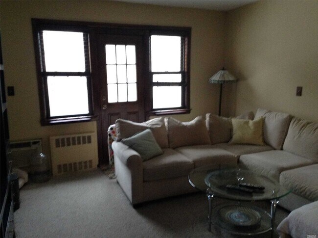 Foto del edificio - 272 Cedarhurst Ave