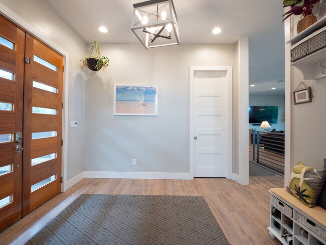 Building Photo - 4000 Javelina Cir