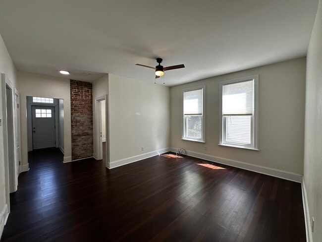 Building Photo - 39 W Balcom St