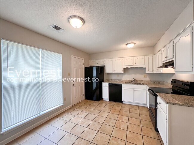 Foto del edificio - 4286 Brighton Dr