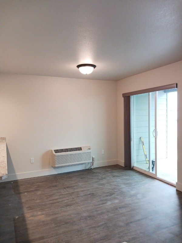 Foto del edificio - 206 11th Ave W