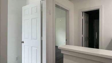 Building Photo - 2320 Wavell St