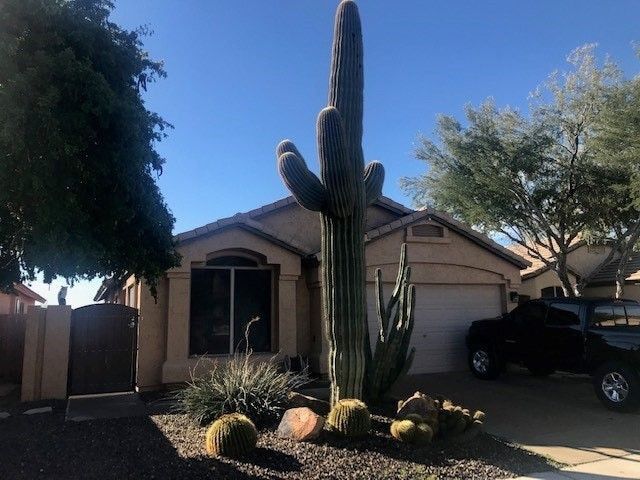 Foto del edificio - 4819 E Abraham Ln