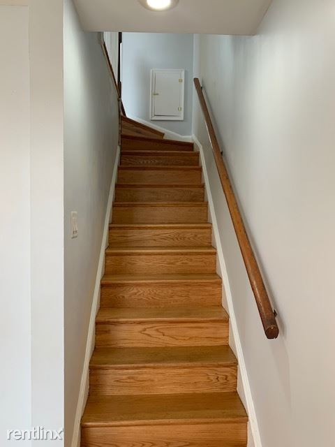 Foto del edificio - 3 br, 2 bath Townhome - 24 Underwood Pl NW