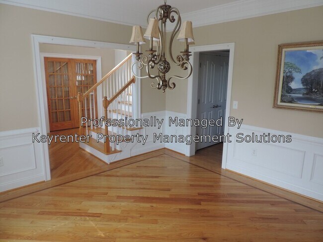 Building Photo - 39 Stoney Creek Cir