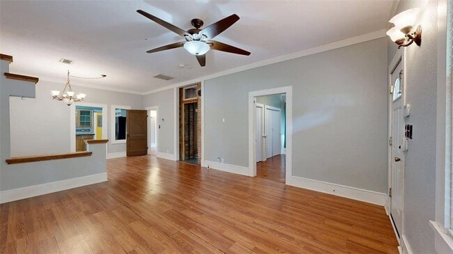 Building Photo - 307 Brogdon St