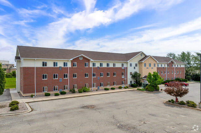 Foto del edificio - Fox Village Apartments