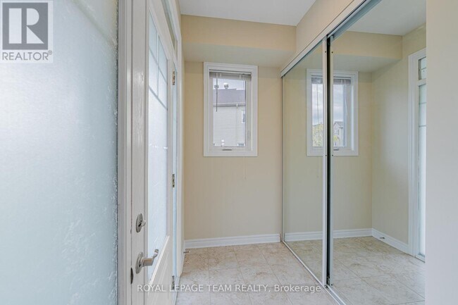 Building Photo - 2522 Waterlilly Way