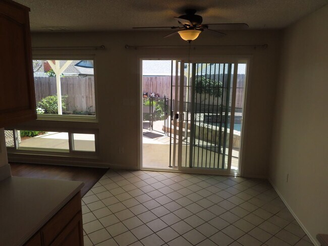 Building Photo - 4 Bedroom House in Clairemont Area with PO...