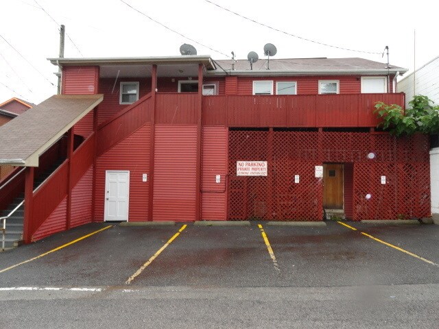 Side of building and parking area - 103 Wilson Ave
