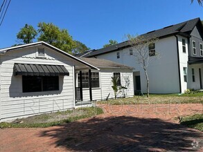 Building Photo - 1303 E Harding St