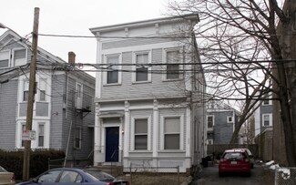 Building Photo - 224 Banks St