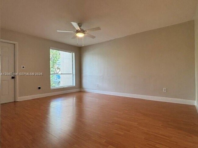 Foto del edificio - 10953 SW 122nd Ct