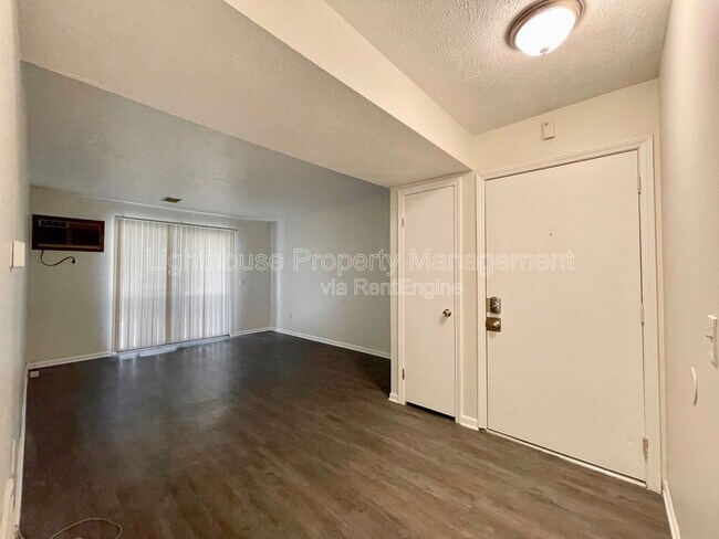 Foto del edificio - 2972 Vineland Ave SE