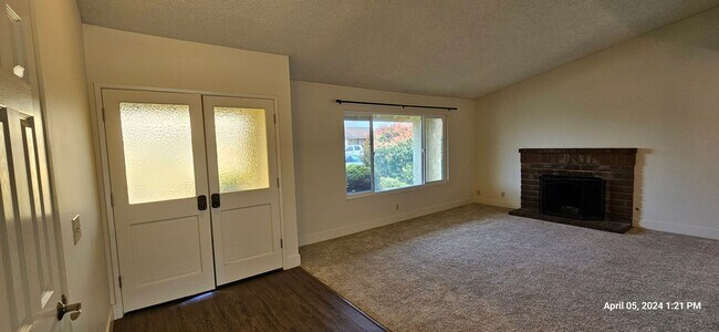 Foto del edificio - Orcutt Single Story Recently Updated Home ...