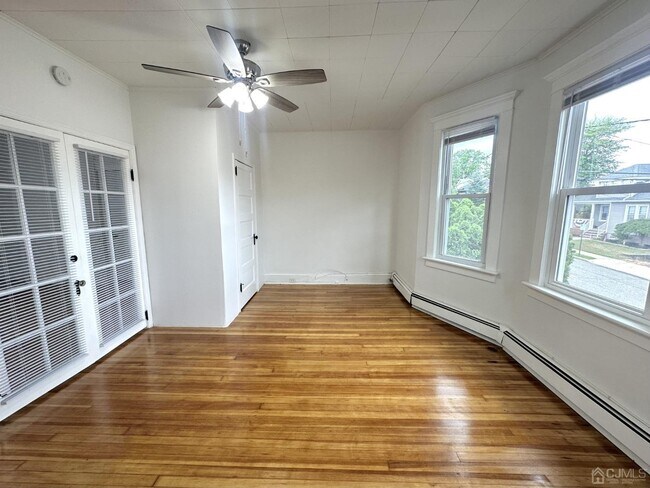 Foto del edificio - 149 Grenville St