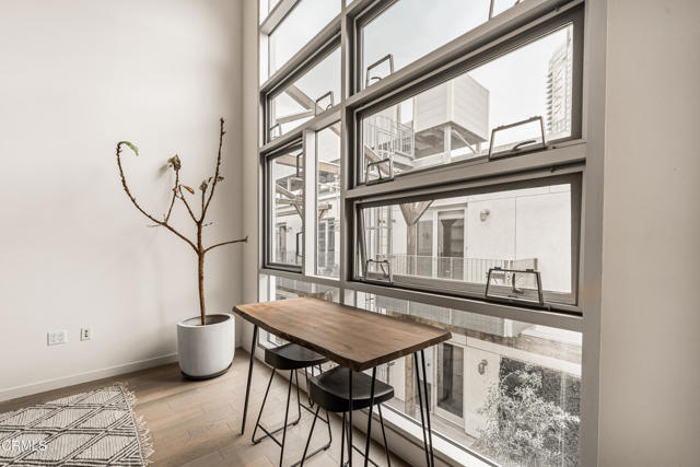 Foto del edificio - 527 Molino St